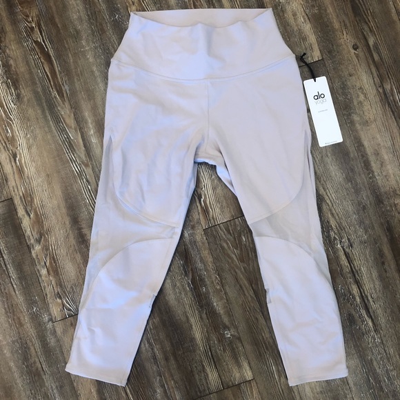 alo yoga lavender cloud